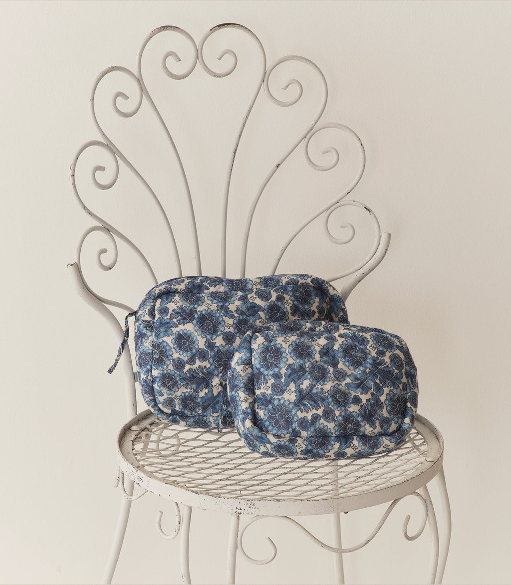HOLLOWAY POUCH -- BLEU SOLEIL FLEURIT